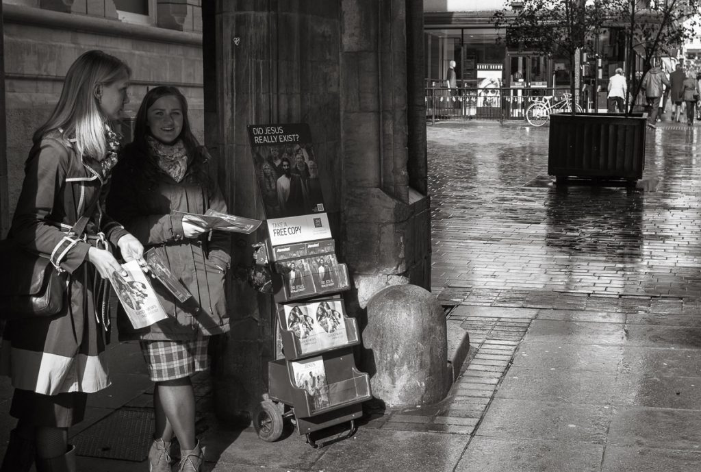 Stonebow Pamphlets - Leica M8 Summicron 35mm